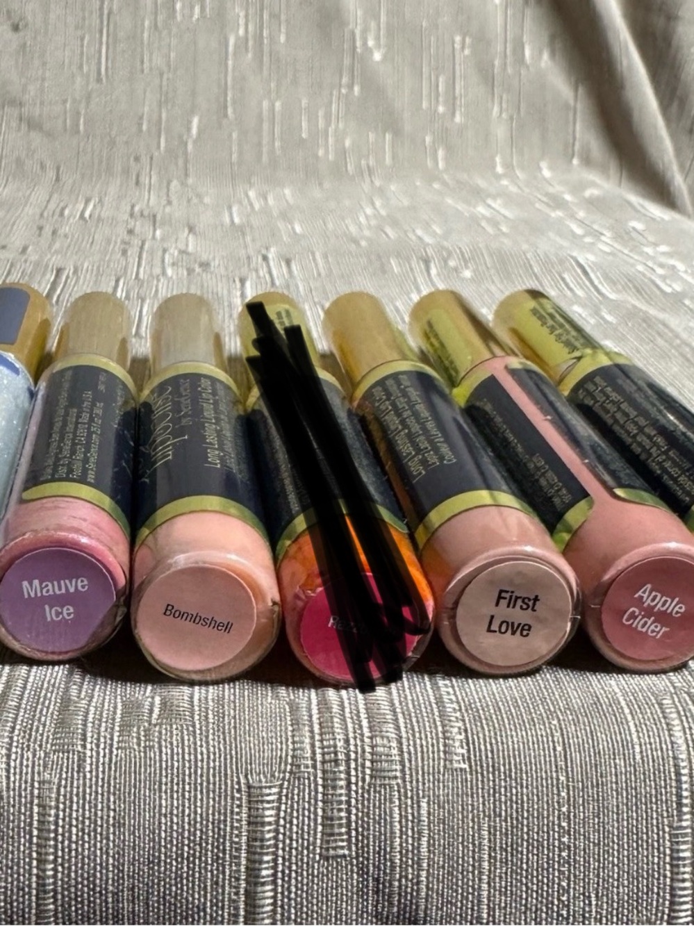 LOT/4 SeneGence Lipsense Lip Color Gloss Lipstick Assorted Shades Full Sz Sealed